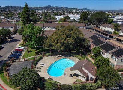 1280 Denver Lane D 11