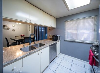 1280 Denver Lane D 8