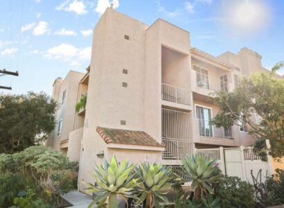 521 Arbor Drive 105 18