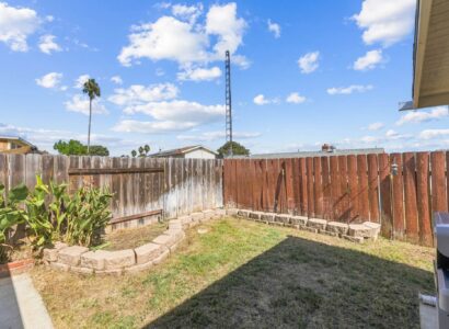 20-web-or-mls-Radiate_1105NidrahSt-20
