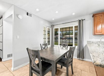 32-web-or-mls-Radiate_1105NidrahSt-32