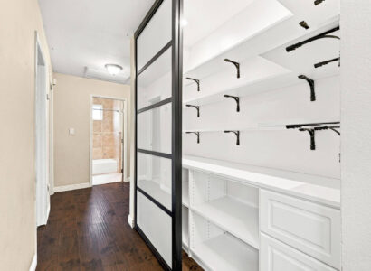 61-web-or-mls-Radiate_1105NidrahSt-61